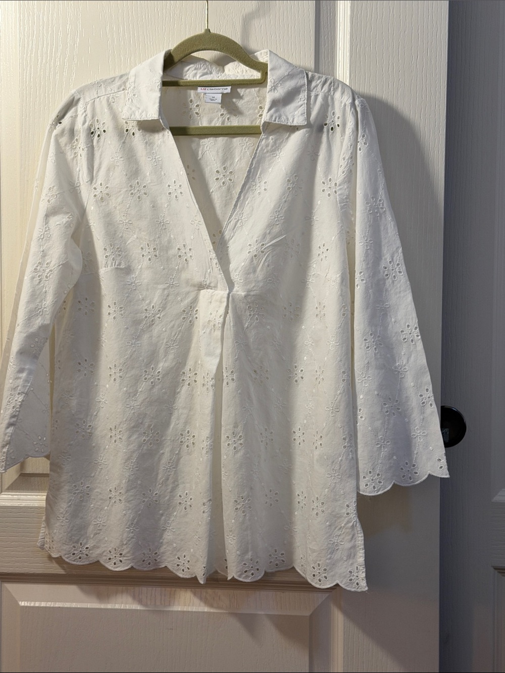 Liz Claiborne White Eyelet V-Neck Button-Front Tunic